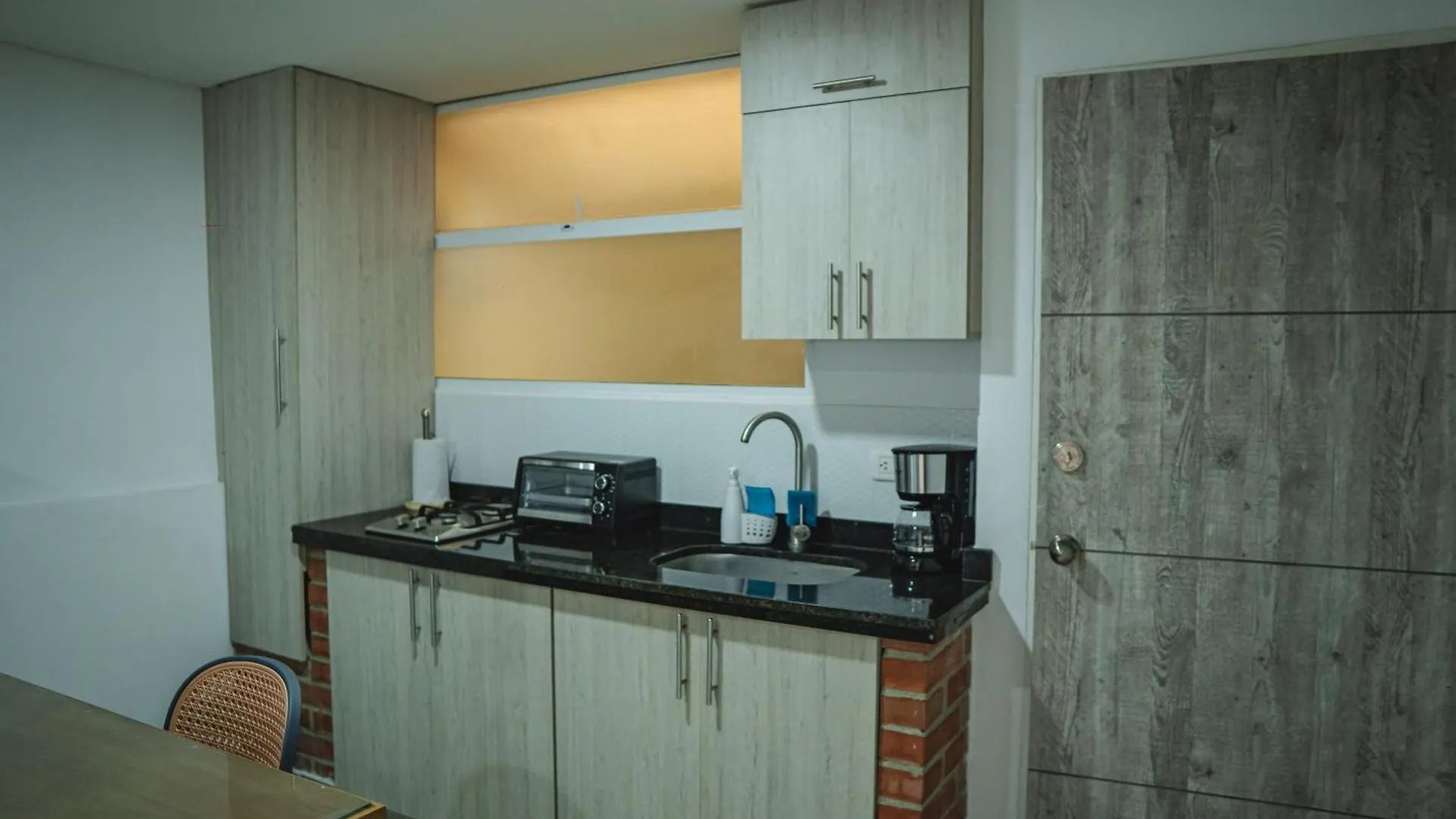 Colibri Gorgeous New Flat With Balcony And Terrace Apartment Cali